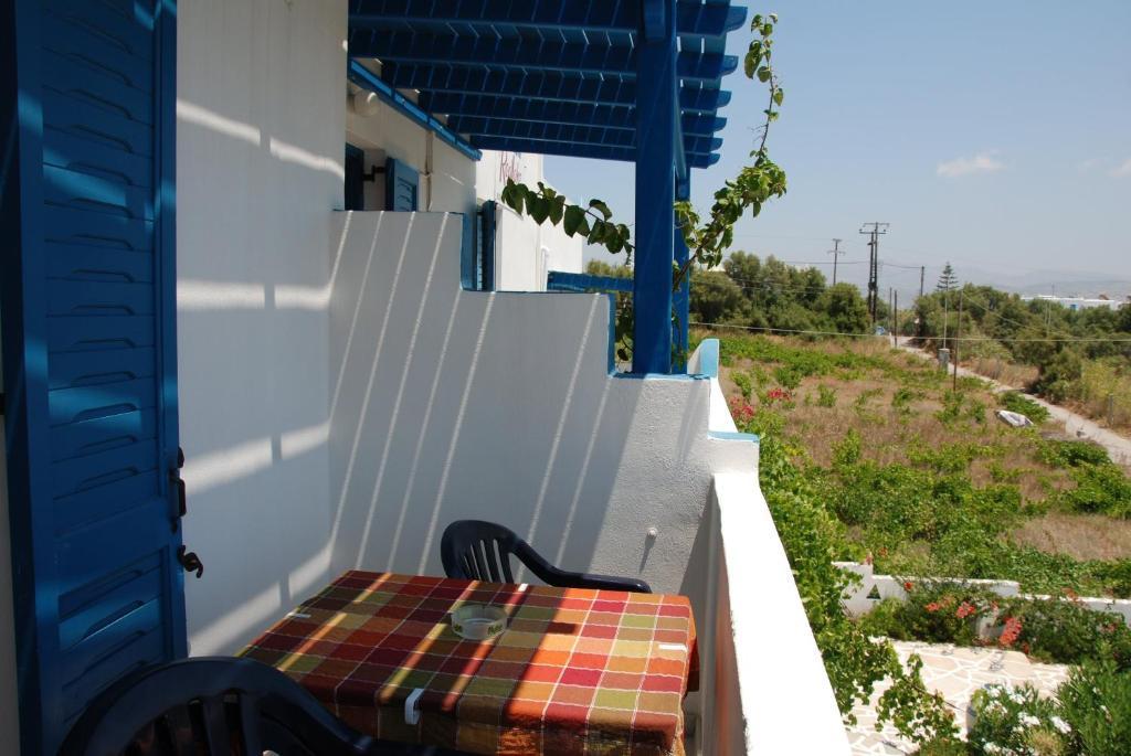 Koulas Pension - Red Lake Aparthotel Άγιος Προκόπιος Εξωτερικό φωτογραφία